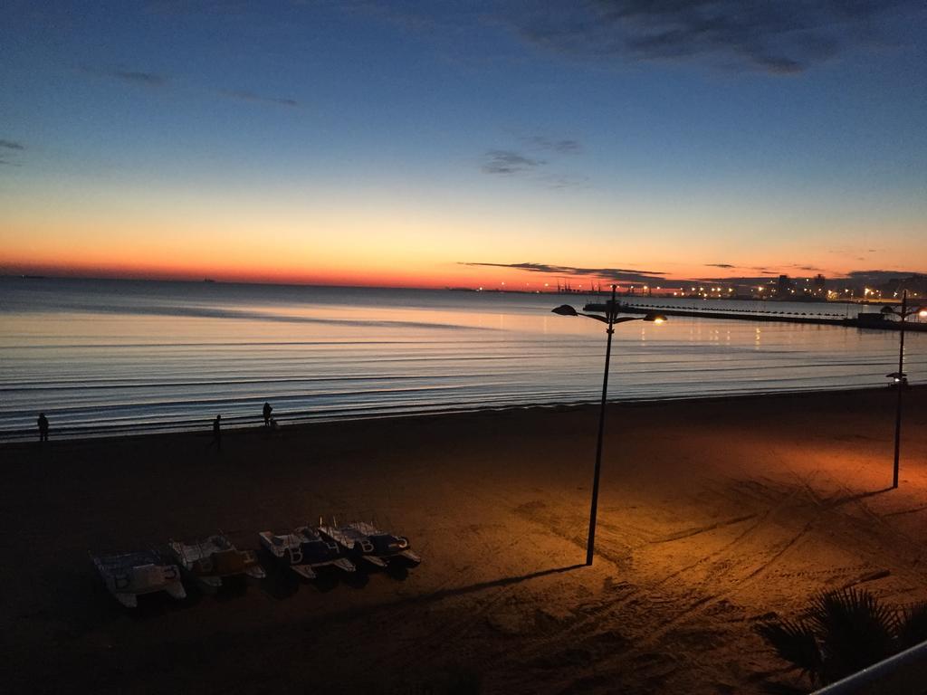 Star Apartments Durres Bagian luar foto